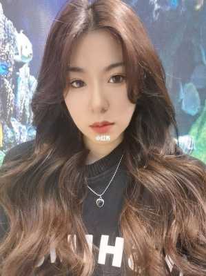 摩根烫适合什么样的脸型,什么脸型适合烫发女