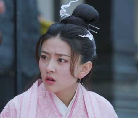 曲小檀头发怎么编（上一世的曲小檀去哪了）