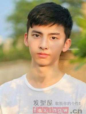 什么发型好男（什么发型好男学生）