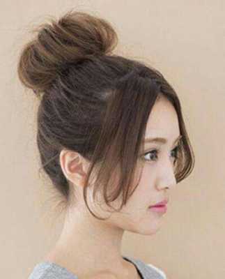 脸大扎什么发型（脸大适合扎什么头发）