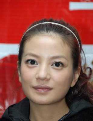 六芒星标志是什么品牌,赵薇头发是什么颜色的