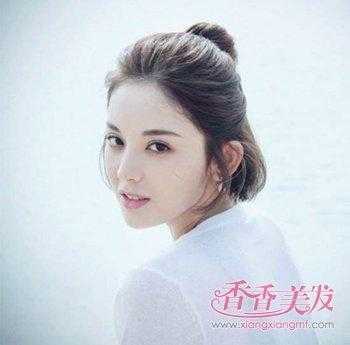 学生短头发怎么扎好看（学生短头发怎么扎好看又方便体育运动）