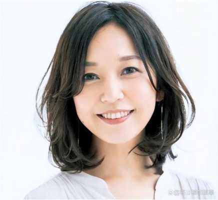 中年适合什么发型图片（中年适合什么发型图片女）