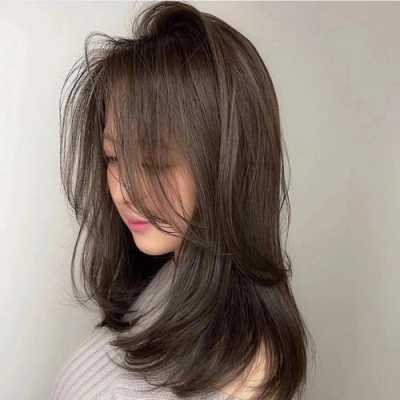 长头发适合什么颜色（长头发适合什么颜色比较洋气）
