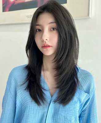 头发很长适合什么发型（头发很长适合什么发型）