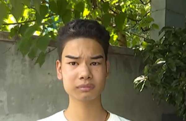 红眉眉头重怎么改,眉头高适合什么发型男生