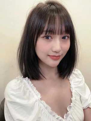 大脸适合什么发型女（大脸方脸的人应该剪什么短发）