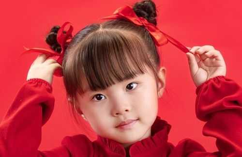 女童适合剪什么发型（十岁住校的小女孩留什么发型）