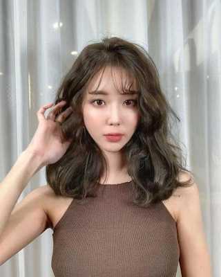 头发太蓬松怎么办,头发比较蓬松怎么办女生