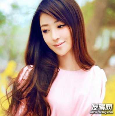 女孩剪什么刘海好看（斜刘海怎么剪最好看）