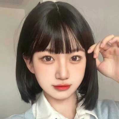 怎么熨头发熨成内扣（直发内扣怎么烫永久）