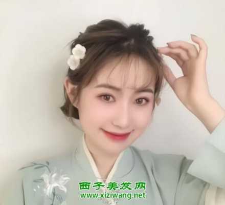 短发怎么编古代发型（古代短发怎么扎怎样学会扎古代头发）