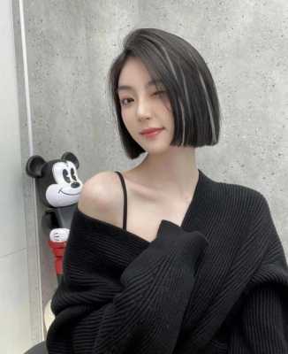 短发挑染怎么挑才好看,短发发型适合什么颜色的衣服