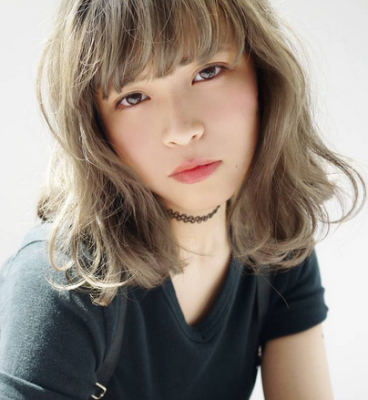 染过的头发好上色还是长出来的新发好上色,五十岁染头发什么色好看