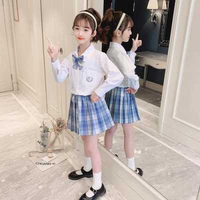 11岁女孩穿jk制服扎什么头发最好看,小女孩留什么发型好看
