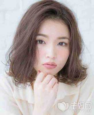 小脸留什么发型好看（小脸留什么发型好看女）