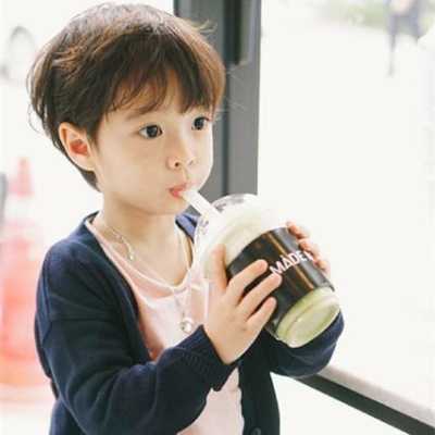 婴儿适合剪什么发型（宝宝帅发型酷的句子）