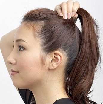 头发怎么扎前面才蓬松（头发怎么扎前面才蓬松好看）
