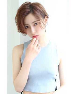 小脸适合什么发型短发（小脸适合什么发型短发发型图片大全）