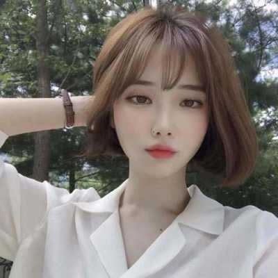 短发配什么刘海好看（短发配什么刘海好看 学生）