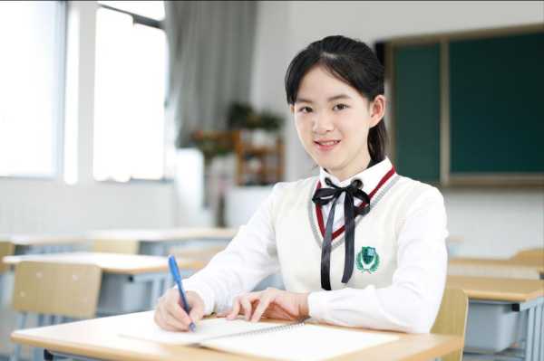 中学生如何改变自己容貌,中学生怎么变漂亮女生