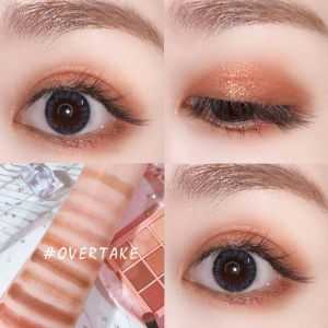 粉色眼影用什么打底（沙漠眼影盘眼妆教程）