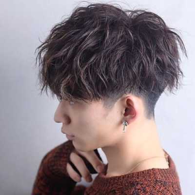 高个男生适合什么发型（高个男生适合什么发型图片）