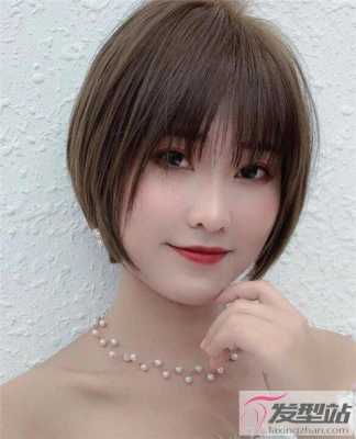脸型瘦小适合什么短发（什么脸型适合短碎发）