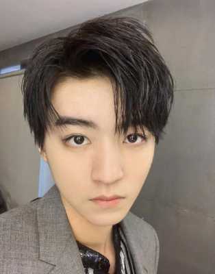 王俊凯的头发怎么留（王俊凯的头发怎么留的）