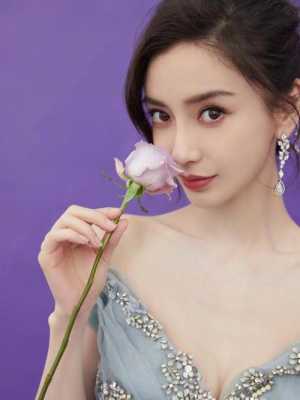 杨颖的发型怎么梳的（杨颖的发型怎么梳的好看）