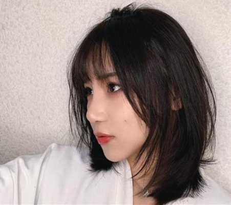 过肩头发适合什么发型（过肩头发适合什么发型女）