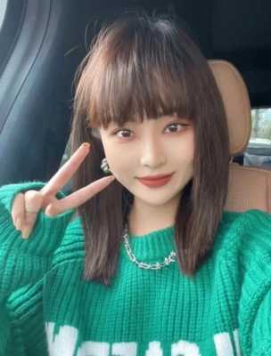 发际线高什么发型好看,发际高适合什么发型女生