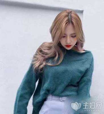 染什么颜色的的头发看起来比较成熟，白色的怎么样,二十岁适合染什么颜色的头发