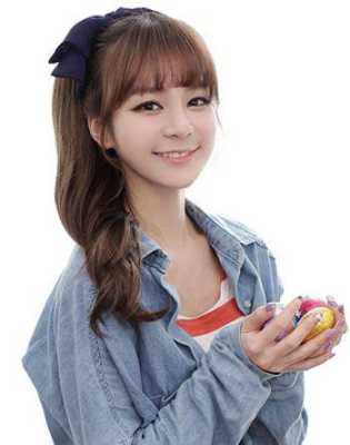 瘦长脸适合扎什么发型（瘦长脸适合扎什么发型女）