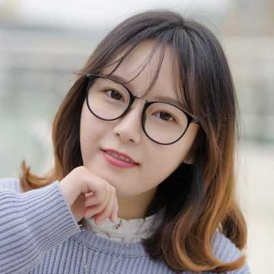 大圆脸适合戴什么眼镜