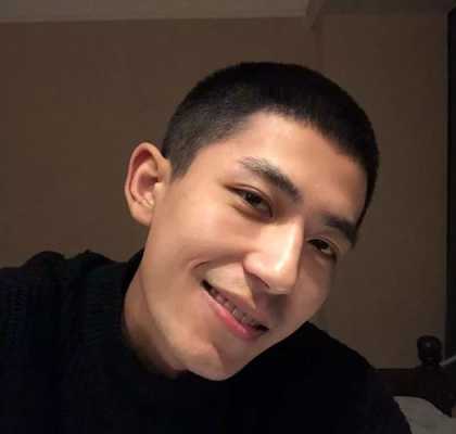什么发型适合脸胖男生（脸长的男生适合剪寸头吗）