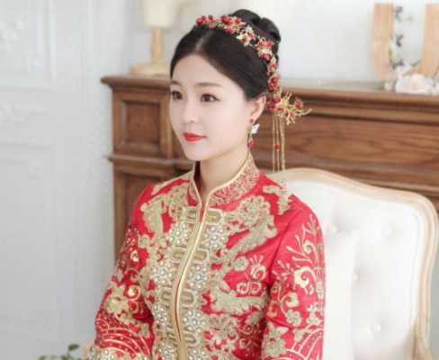 冬季结婚秀禾服里面怎么穿,秀禾服新娘盘发步骤