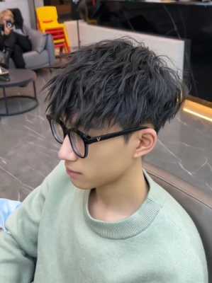 束状纹理烫男适合什么发质,男生什么发质适合烫发图片