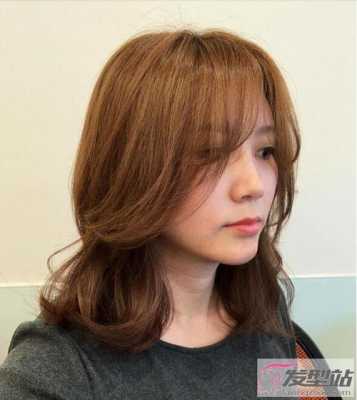肩膀宽腰细的女生适合穿什么,杏棕色头发是什么颜色的