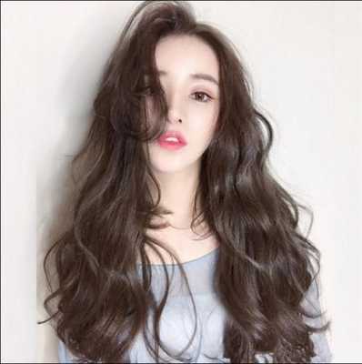 头发打蜡什么颜色显白（头发打蜡什么颜色显白效果好）