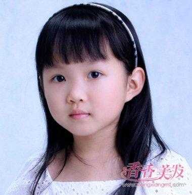 13岁学生适合什么发型（13岁学生适合什么发型女）
