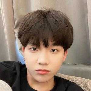 蓬松自然直发烫叫什么（蓬松自然直发烫叫什么男生）