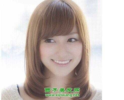 额头高而大的女生最适合的六款发型推荐,大脑门适合什么发型女生