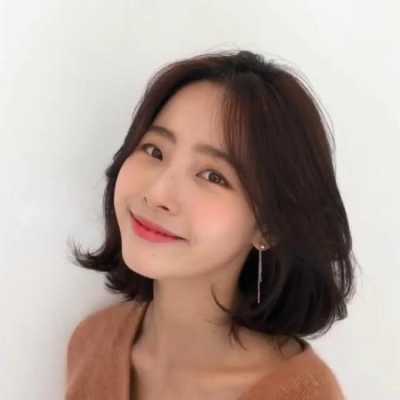 脸大妹子适合什么发型（脸大妹子适合什么发型图片）