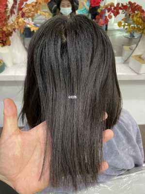 漂头发褪色成什么颜色（漂完头发掉色后的样子）