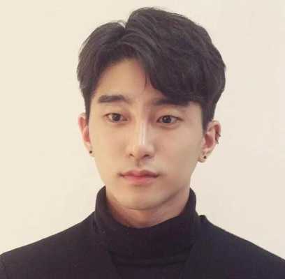 初一男生发型推荐,17年流行什么发型男生好看