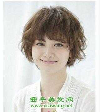 圆脸女生适合的短发发型推荐,圆脸短发适合烫什么发型好看