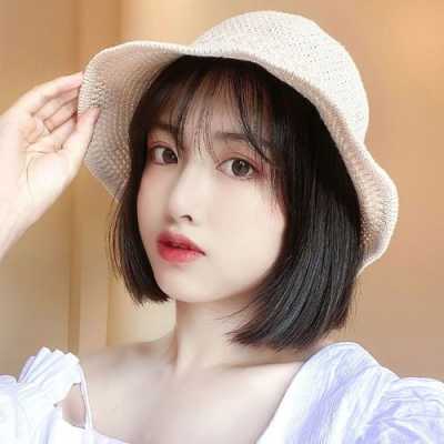 女短发适合带什么帽子（短发适合戴什么帽子）