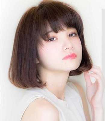 脸大适合什么短发图片（大脸适合什么短发4款短发烫发瘦脸发型）