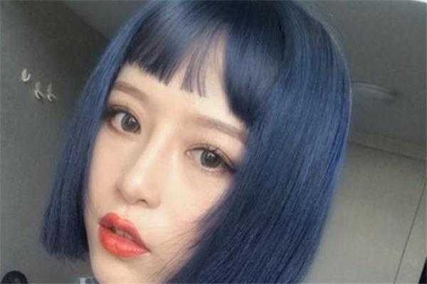 染了头发怎么能不掉色（染了头发怎么能不掉色呢）